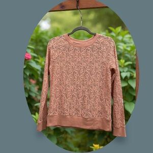 Lace/Mesh Long Sleeve Layering Top.
Dusty Mauve/ Pink. Size: Small